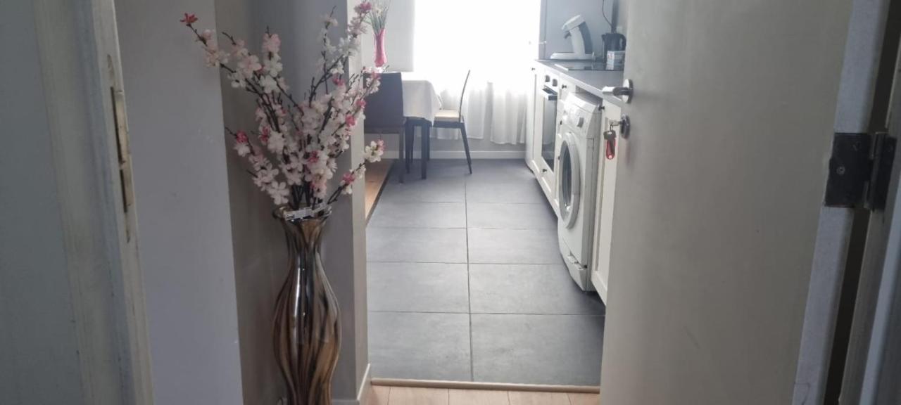 בריסל Appartement Diamant מראה חיצוני תמונה